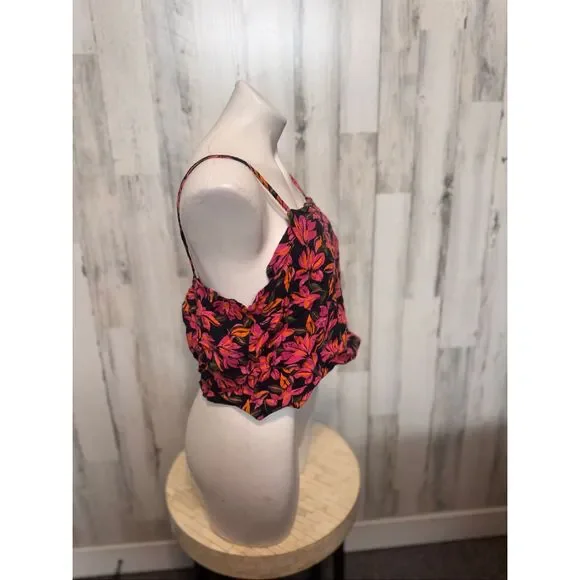 Kensie Floral Crop Top NWT Size XL Tropical Print Smocked Back Cami Tank - Picture 2 of 5